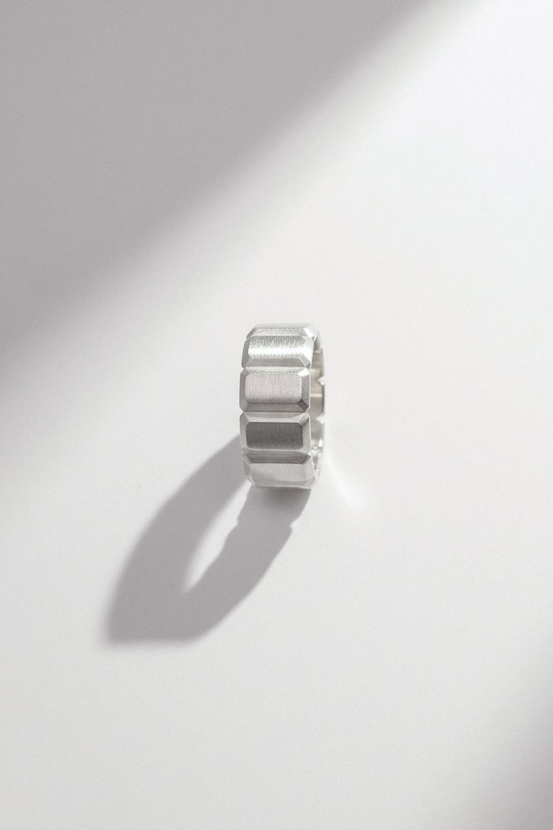 Eternity Cut Ring - HANSON